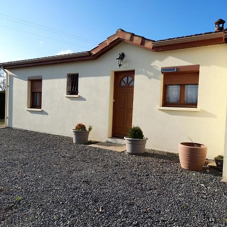La Belle Maisonette Montmorillon Bagian luar foto